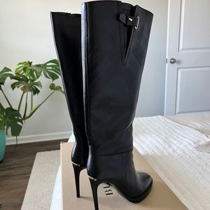 Burberry Heeled Boot